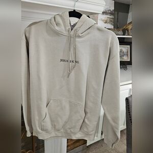 Gildan Beige - Jesus Is King Hoodie - M